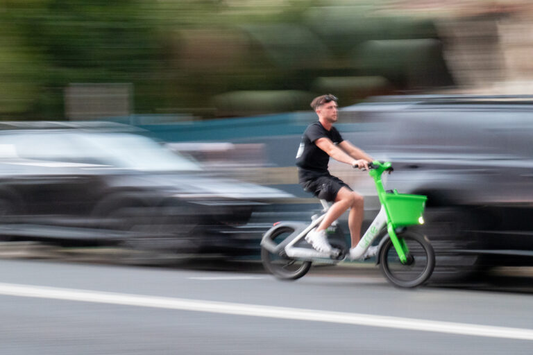 Slew of e-bike bills speed forward - Capitol Weekly